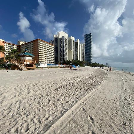 סאני איילס ביץ' Beachfront Condo In Miami! מראה חיצוני תמונה