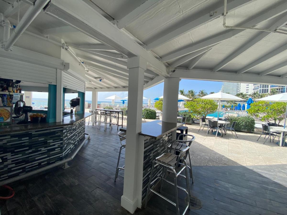 סאני איילס ביץ' Beachfront Condo In Miami! מראה חיצוני תמונה
